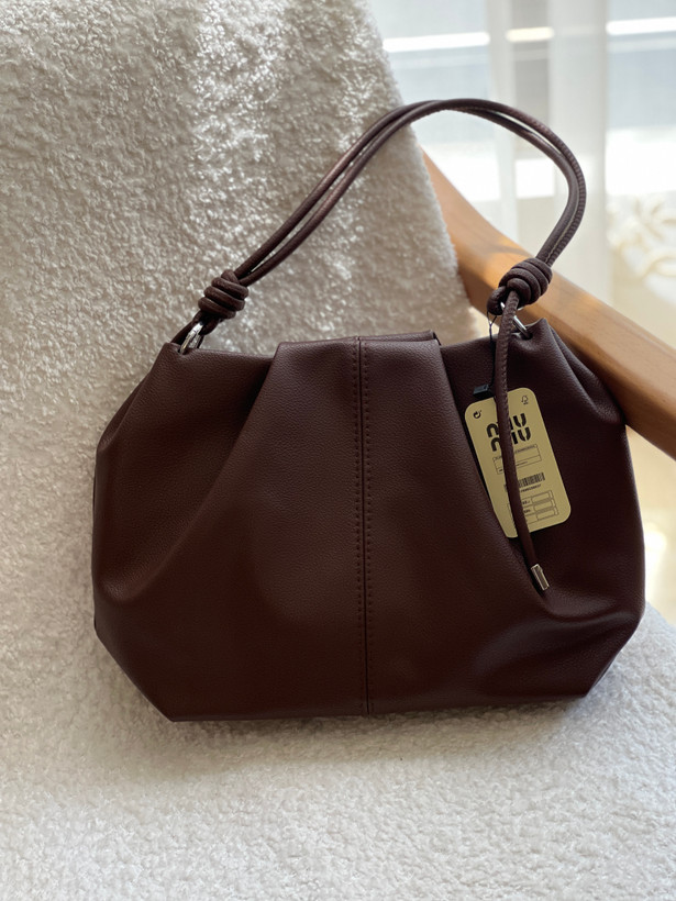 کیف شل miu miu متوسط ۵۳۳۵